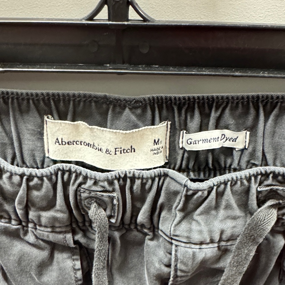 Abercrombie & Fitch Dark Gray Cargo Pants - Picture 2 of 3